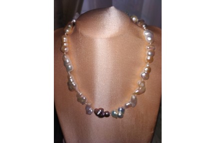 Collar Perlas Cultivadas Barrocas blancas y grises